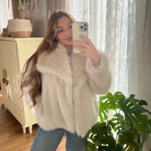 Abrigo pelo VEGA